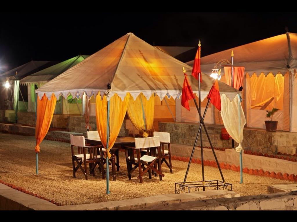 The Mama'S Resort & Camp Jaisalmer Habitación foto